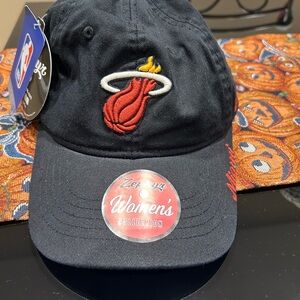 Zephyr Women's NBA Miami Heat Black and Red Embroidered Cap